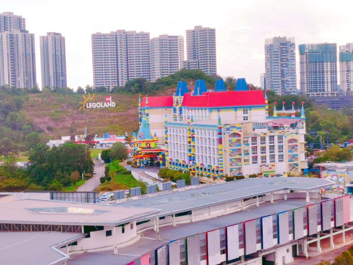 Legoland 3Min Lakeview Happyrainbowsuite 7Pax 2R2B Nusajaya  Exterior foto